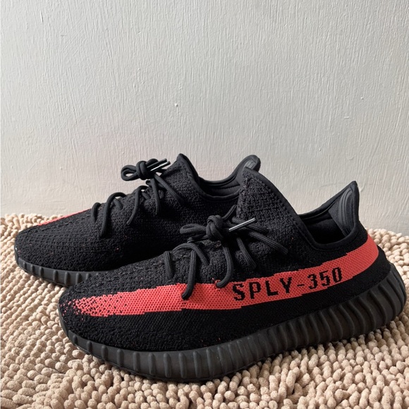 Adidas Yeezy Boost 350 V2 Black Red Stripe